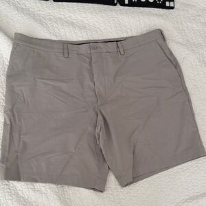 Vineyard Vines Men's Tan Flat Front Shorts